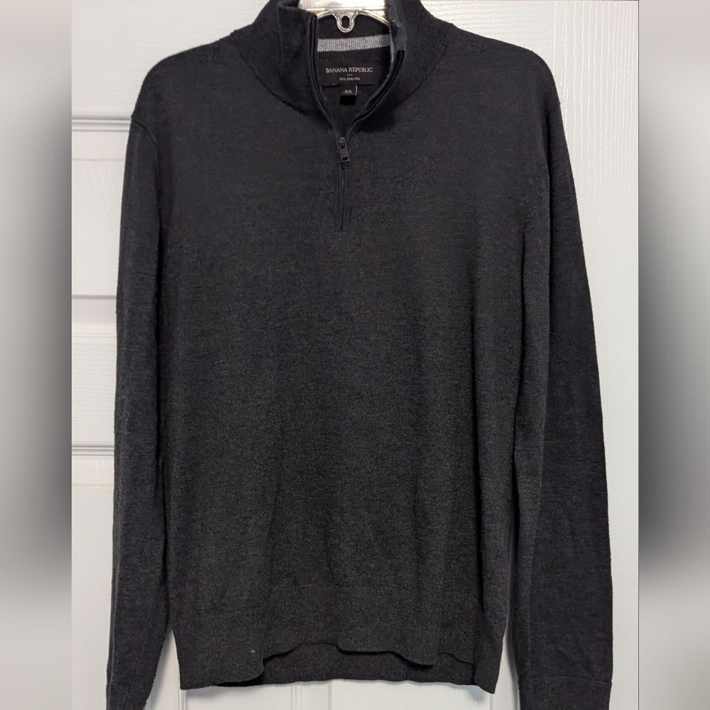 Banana Republic Men's Charcoal Gray Quarter Zip-Up Sweater